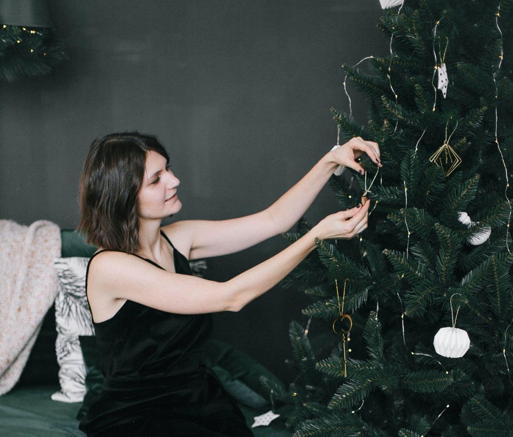 Prelit Artificial Christmas Trees Are Perfect for the Holidays